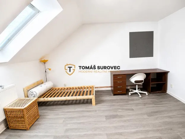 Pronájem pokoje, Zlín, K Luhám, 17 m2