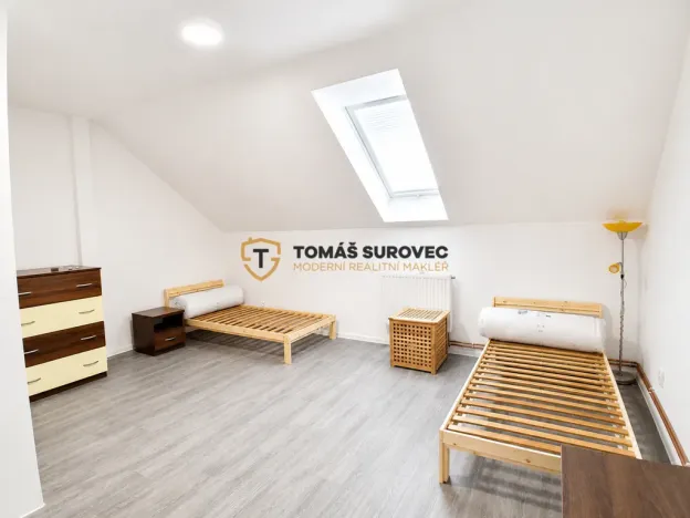 Pronájem pokoje, Zlín, K Luhám, 17 m2