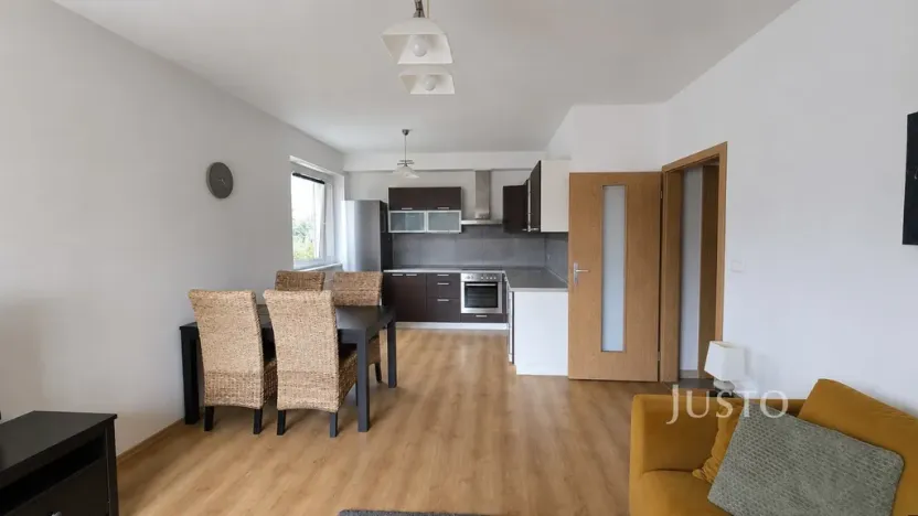 Pronájem bytu 2+kk, Písek - Pražské Předměstí, Topělecká, 52 m2