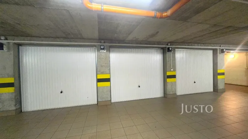 Pronájem garáže, Písek, Gregorova, 16 m2