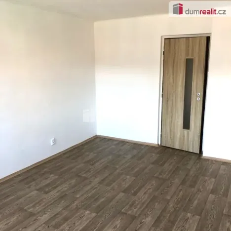 Pronájem bytu 2+1, Děčín - Děčín II-Nové Město, Kamenická, 56 m2