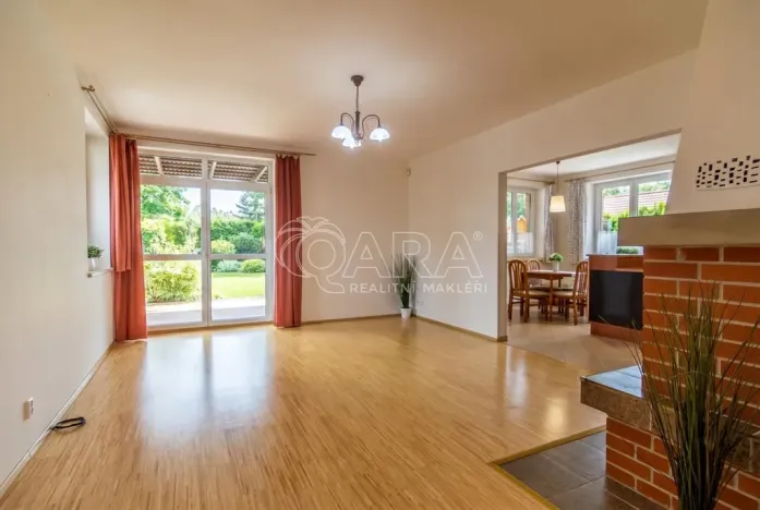 Prodej bytu 3+kk, Dolní Břežany, 135 m2