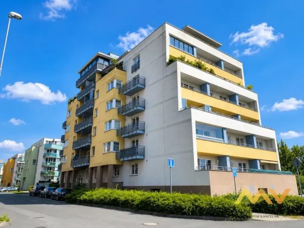Prodej bytu 3+kk, Hradec Králové - Třebeš, Labská louka, 78 m2