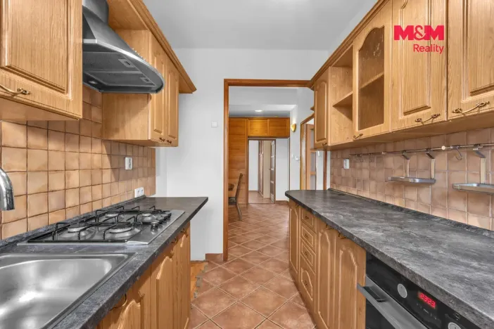 Prodej bytu 3+1, Dvůr Králové nad Labem, Karolíny Světlé, 74 m2