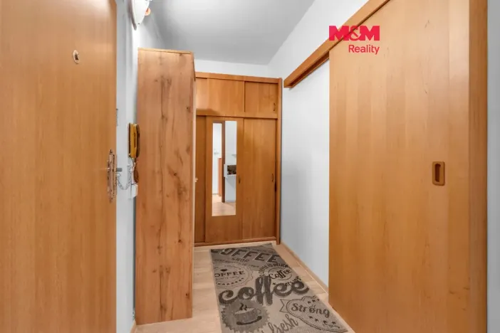 Prodej bytu 2+kk, Pardubice - Studánka, Jana Zajíce, 48 m2