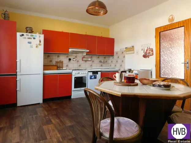 Prodej rodinného domu, Klatovy - Točník, 200 m2