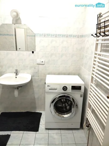 Prodej bytu 2+1, Habartov, Karla Čapka, 72 m2
