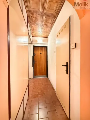Prodej bytu 2+1, Osek, Hrdlovská, 61 m2
