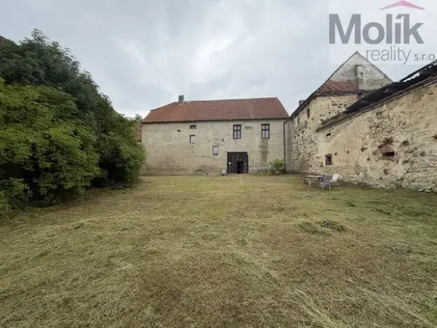 Prodej rodinného domu, Kozly, 782 m2