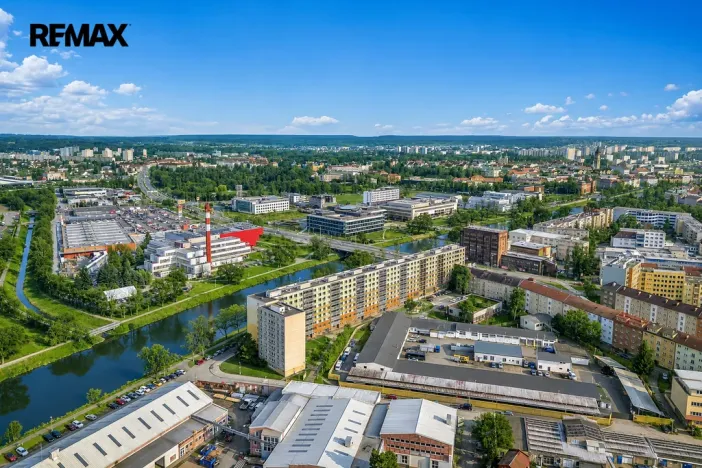 Pronájem bytu 3+1, Hradec Králové, Smetanovo nábřeží, 66 m2