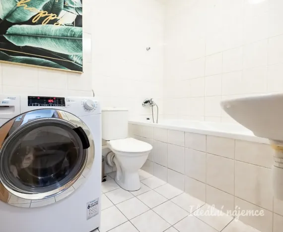 Pronájem bytu 1+kk, Praha - Hostivař, Vladycká, 28 m2