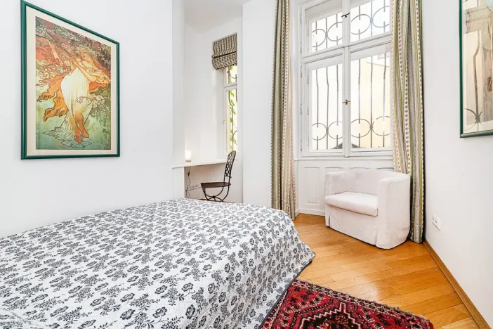 Pronájem bytu 3+1, Praha - Nové Město, Odborů, 81 m2