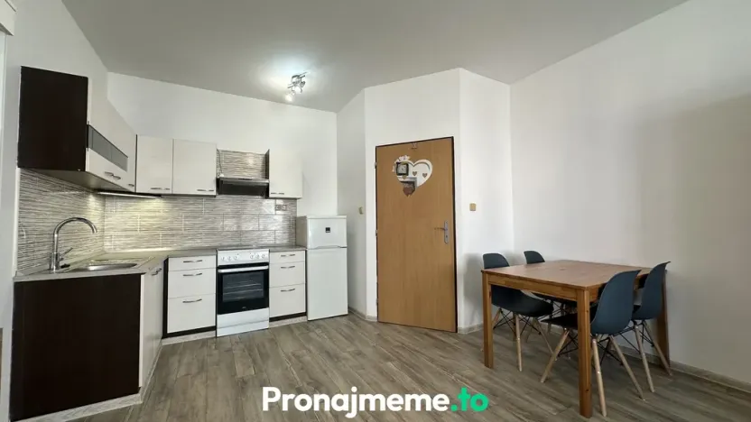 Pronájem bytu 2+kk, Znojmo, Palackého, 36 m2