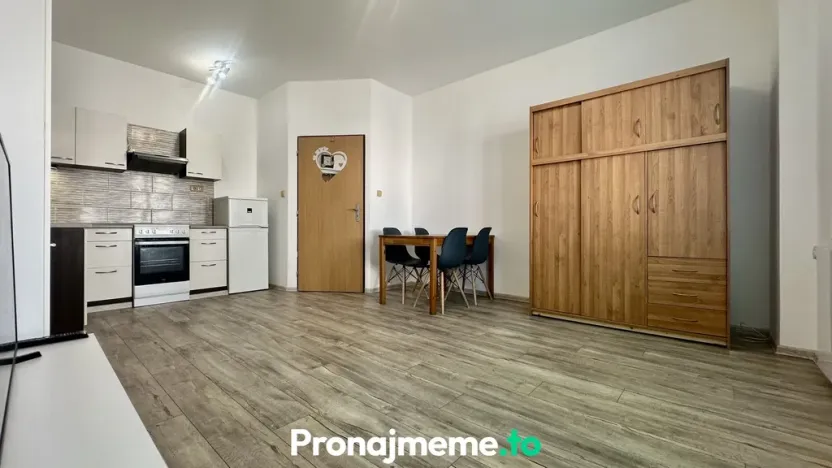 Pronájem bytu 2+kk, Znojmo, Palackého, 36 m2