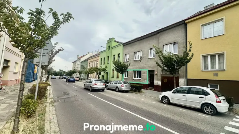 Pronájem bytu 2+kk, Znojmo, Palackého, 36 m2