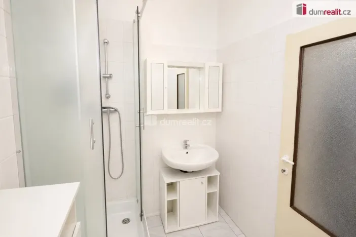Pronájem bytu 2+kk, Praha - Žižkov, Čajkovského, 45 m2