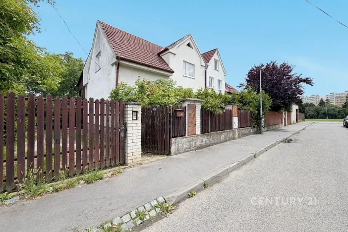 Prodej vícegeneračního domu, Praha - Chodov, Vycpálkova, 110 m2