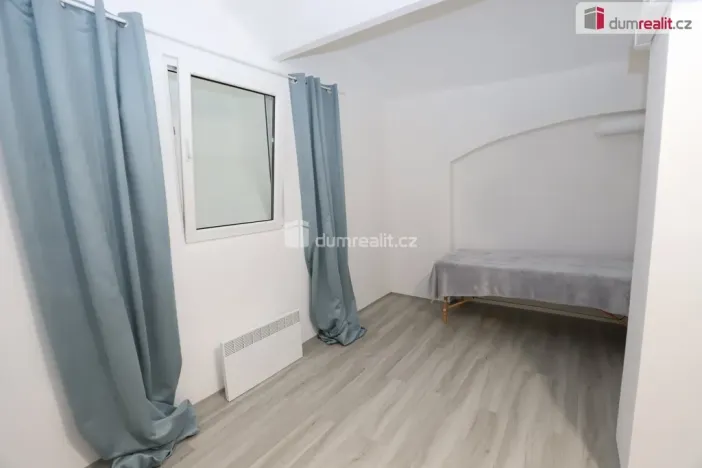 Pronájem obchodního prostoru, Praha - Libeň, 58 m2