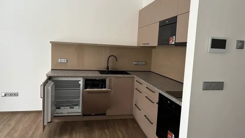 Pronájem bytu 1+kk, Prostějov, Melantrichova, 32 m2