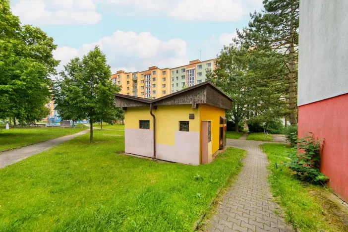 Prodej obchodního prostoru, Plzeň - Bolevec, Kaznějovská, 30 m2