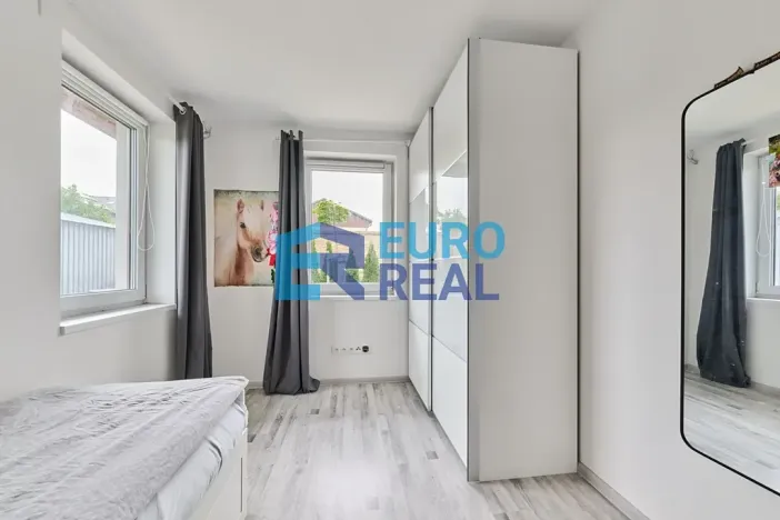 Prodej rodinného domu, Bavoryně, 125 m2