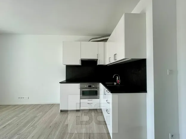 Pronájem bytu 1+kk, Brno, Střední, 32 m2