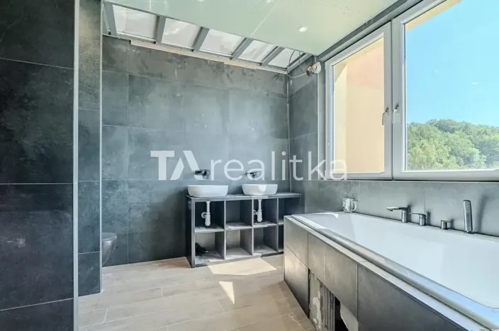 Prodej bytu 4+kk, Třinec, Sosnová, 77 m2