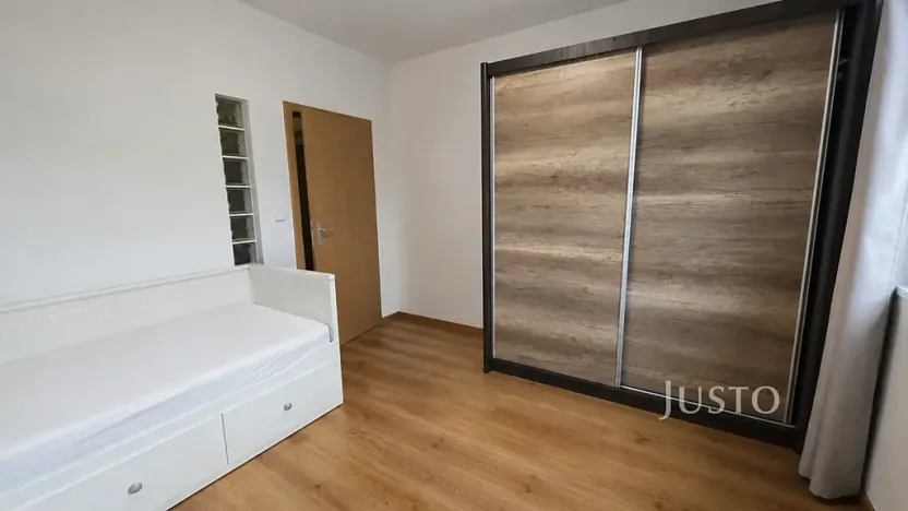 Pronájem bytu 2+kk, Písek, Topělecká, 52 m2