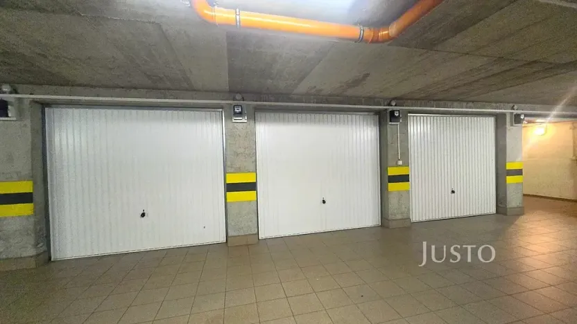 Pronájem garáže, Písek, Gregorova, 16 m2