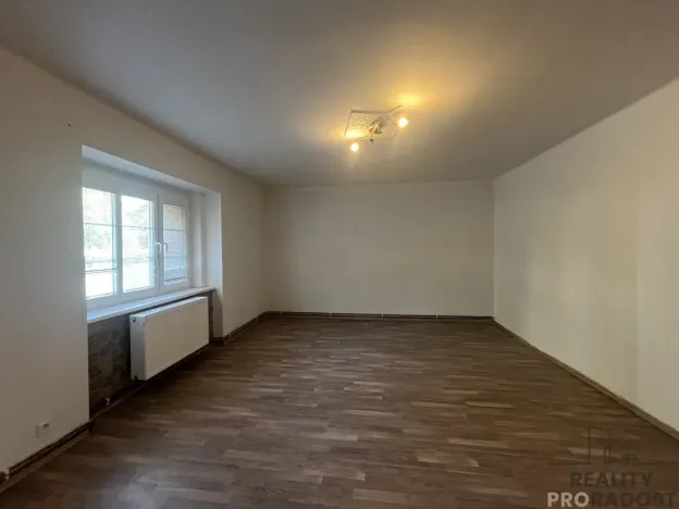 Pronájem bytu 2+1, Žatec, Husova, 77 m2