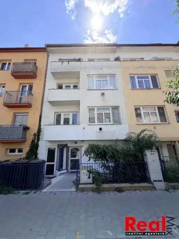 Pronájem obchodního prostoru, Brno - Černá Pole, Krkoškova, 19 m2