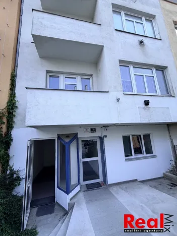 Pronájem obchodního prostoru, Brno - Černá Pole, Krkoškova, 19 m2
