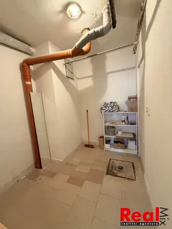 Pronájem obchodního prostoru, Brno - Černá Pole, Krkoškova, 19 m2