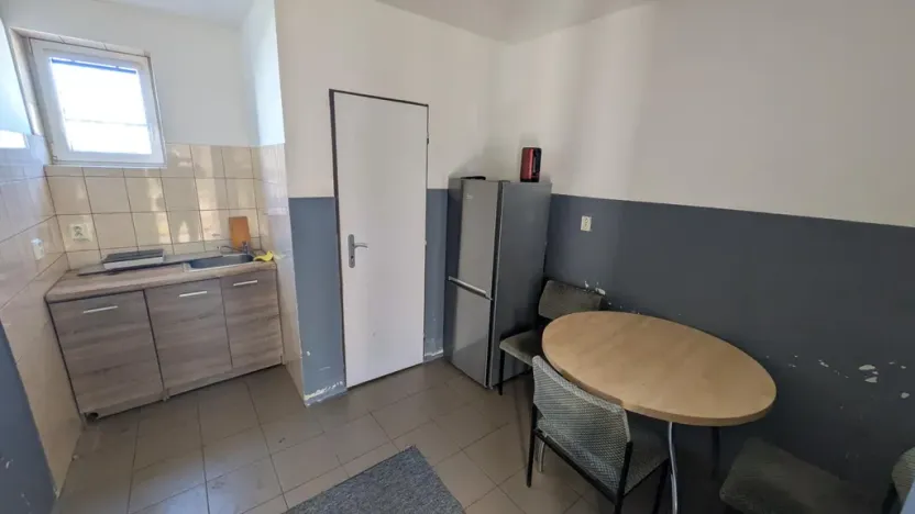 Pronájem komerční nemovitosti, Most, Františka Halase, 30 m2
