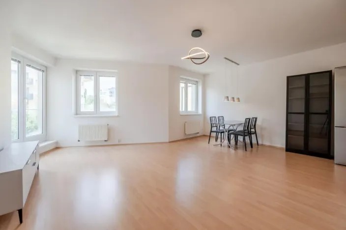 Pronájem bytu 2+kk, Praha - Hostivař, náměstí Přátelství, 55 m2