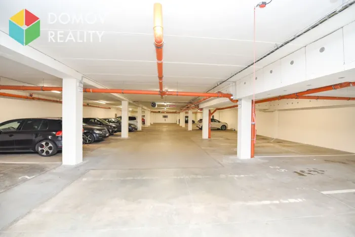 Pronájem garážového stání, Beroun, Okružní, 15 m2
