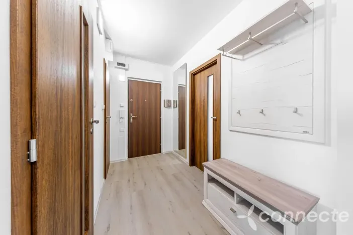 Prodej bytu 3+kk, Králův Dvůr, Nad Stadionem, 93 m2