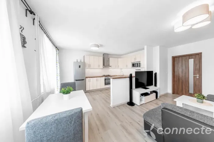 Prodej bytu 3+kk, Králův Dvůr, Nad Stadionem, 93 m2