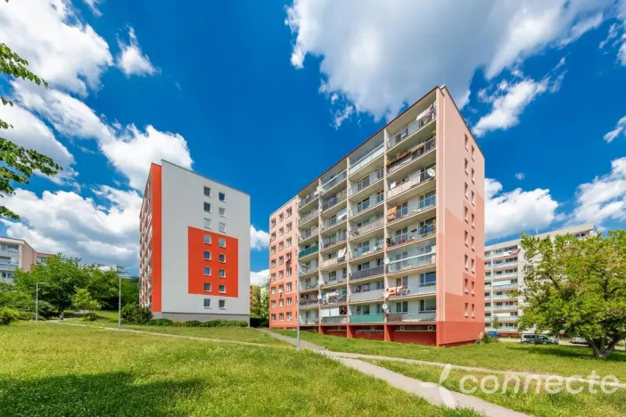 Prodej bytu 3+kk, Králův Dvůr, Nad Stadionem, 93 m2