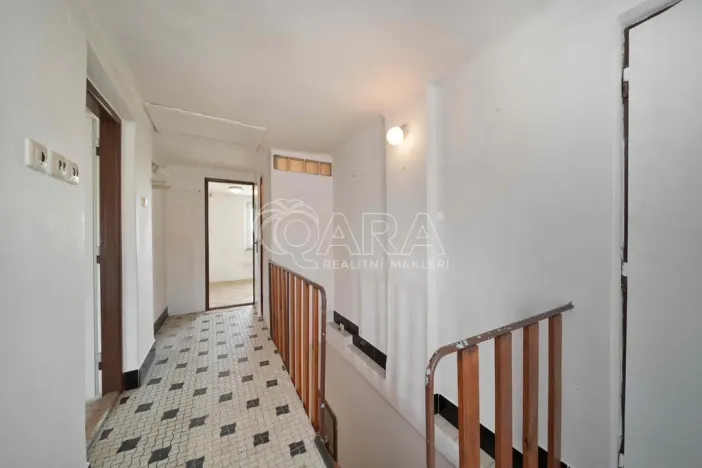 Prodej rodinného domu, Kosoř, Dolejší, 395 m2