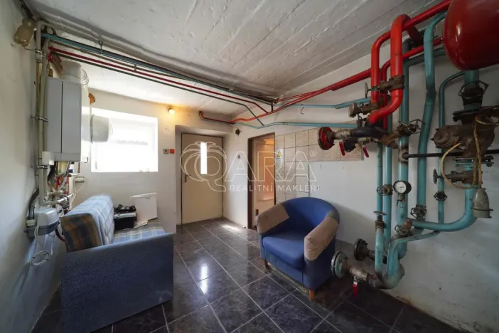 Prodej rodinného domu, Kosoř, Dolejší, 395 m2