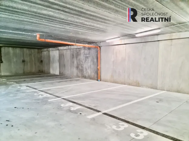 Pronájem bytu 1+kk, Zlín, Lorencova, 42 m2