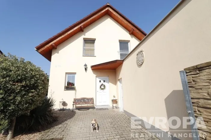 Prodej rodinného domu, Líbeznice, Zlonínská, 184 m2