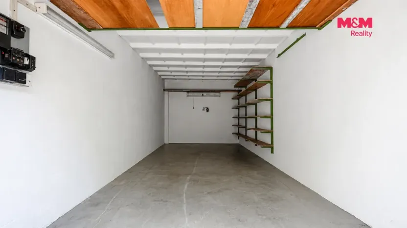 Prodej garáže, Zlín, Partyzánská, 18 m2