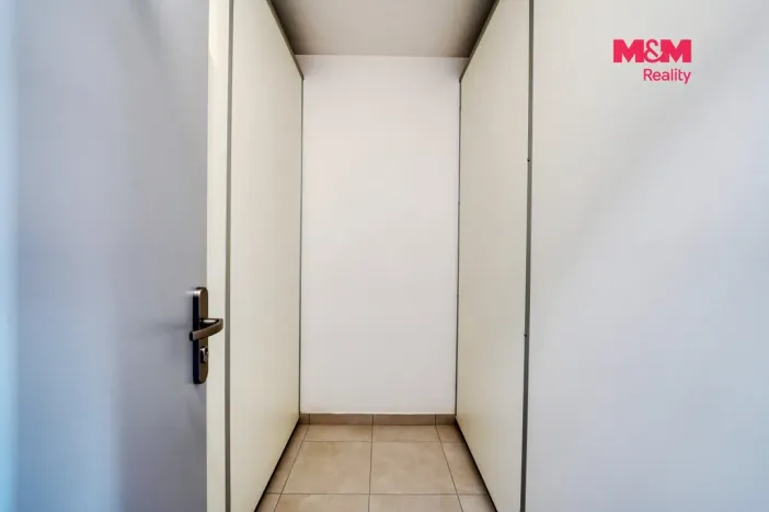 Pronájem bytu 1+kk, Plzeň - Litice, Srncová, 36 m2