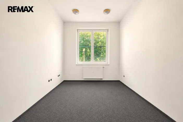 Prodej kanceláře, Hradec Králové - Slezské Předměstí, Vážní, 288 m2