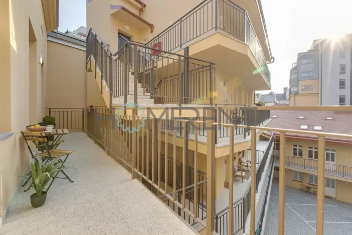 Pronájem bytu 1+kk, Praha - Nové Město, Žitná, 23 m2