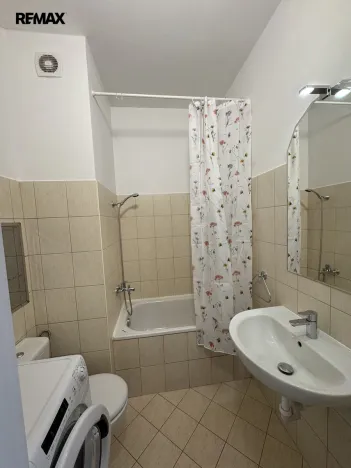Pronájem bytu 1+kk, Praha - Krč, Tavolníková, 26 m2