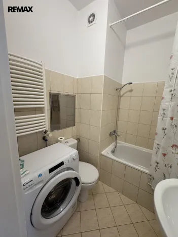 Pronájem bytu 1+kk, Praha - Krč, Tavolníková, 26 m2