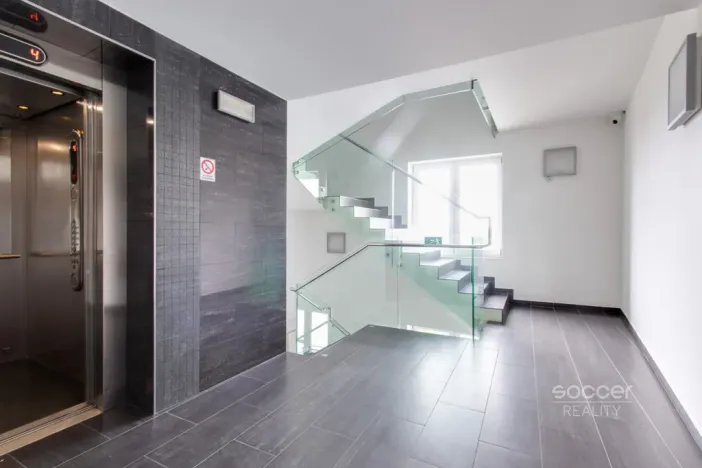 Pronájem bytu 1+kk, Praha - Suchdol, Suchdolské náměstí, 40 m2